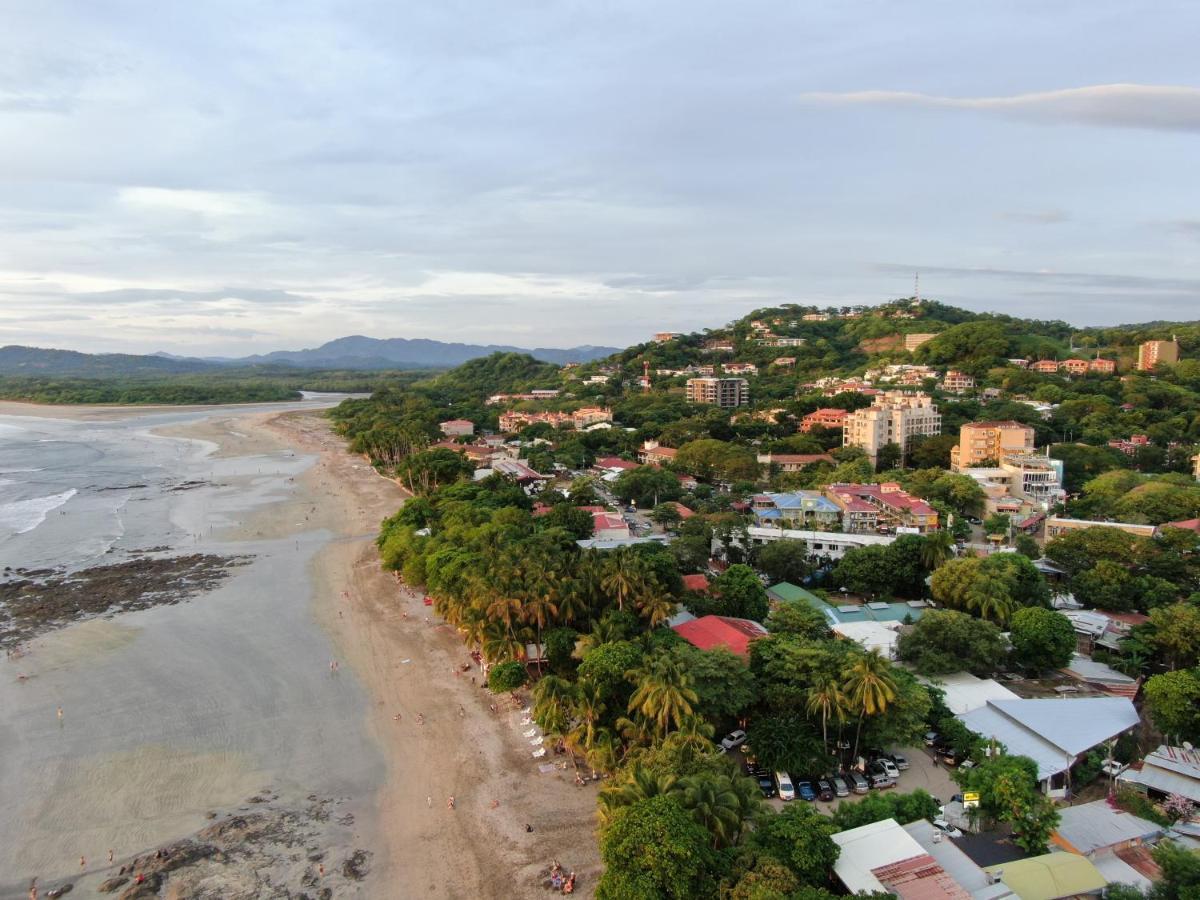 Hotel Mar Rey Tamarindo Bagian luar foto