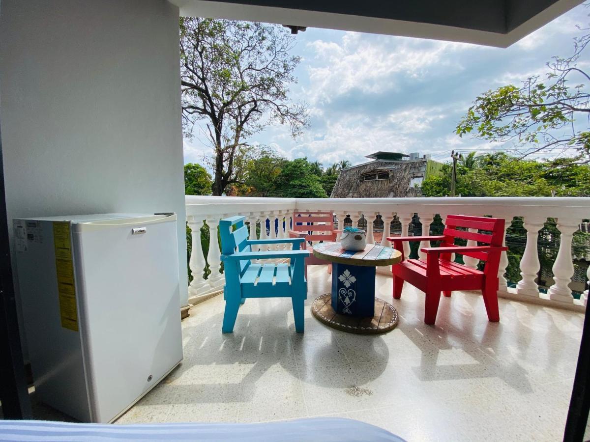Hotel Mar Rey Tamarindo Bagian luar foto
