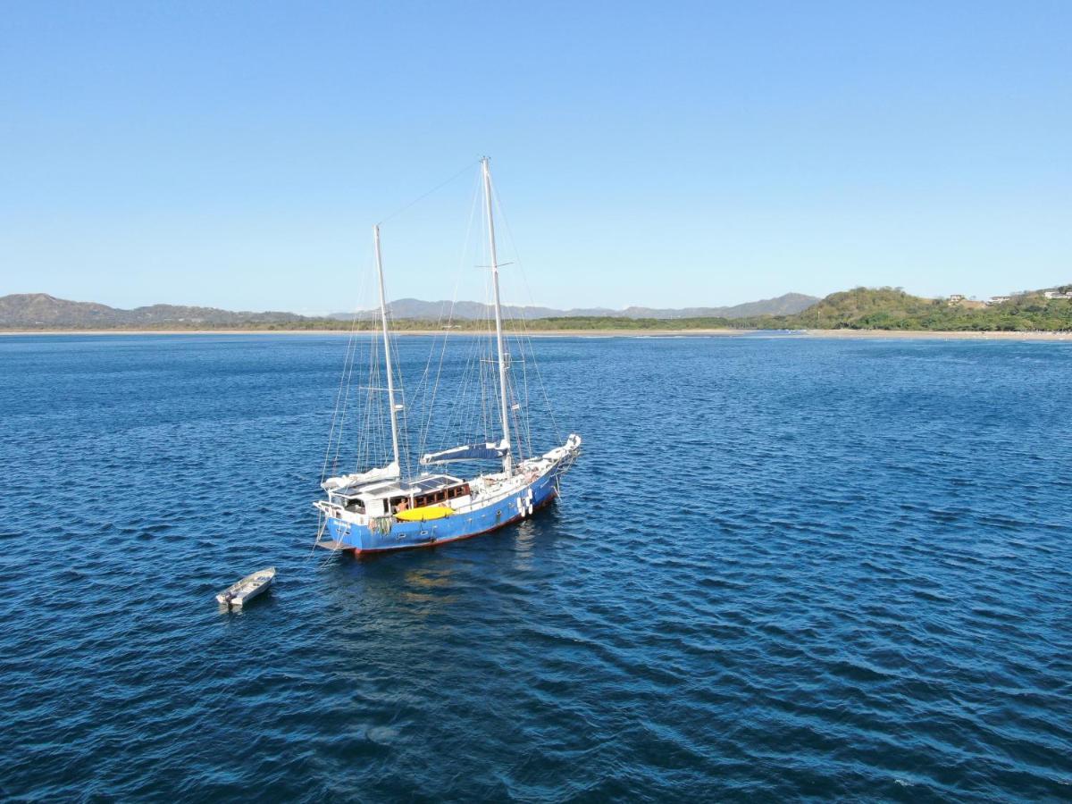 Hotel Mar Rey Tamarindo Bagian luar foto